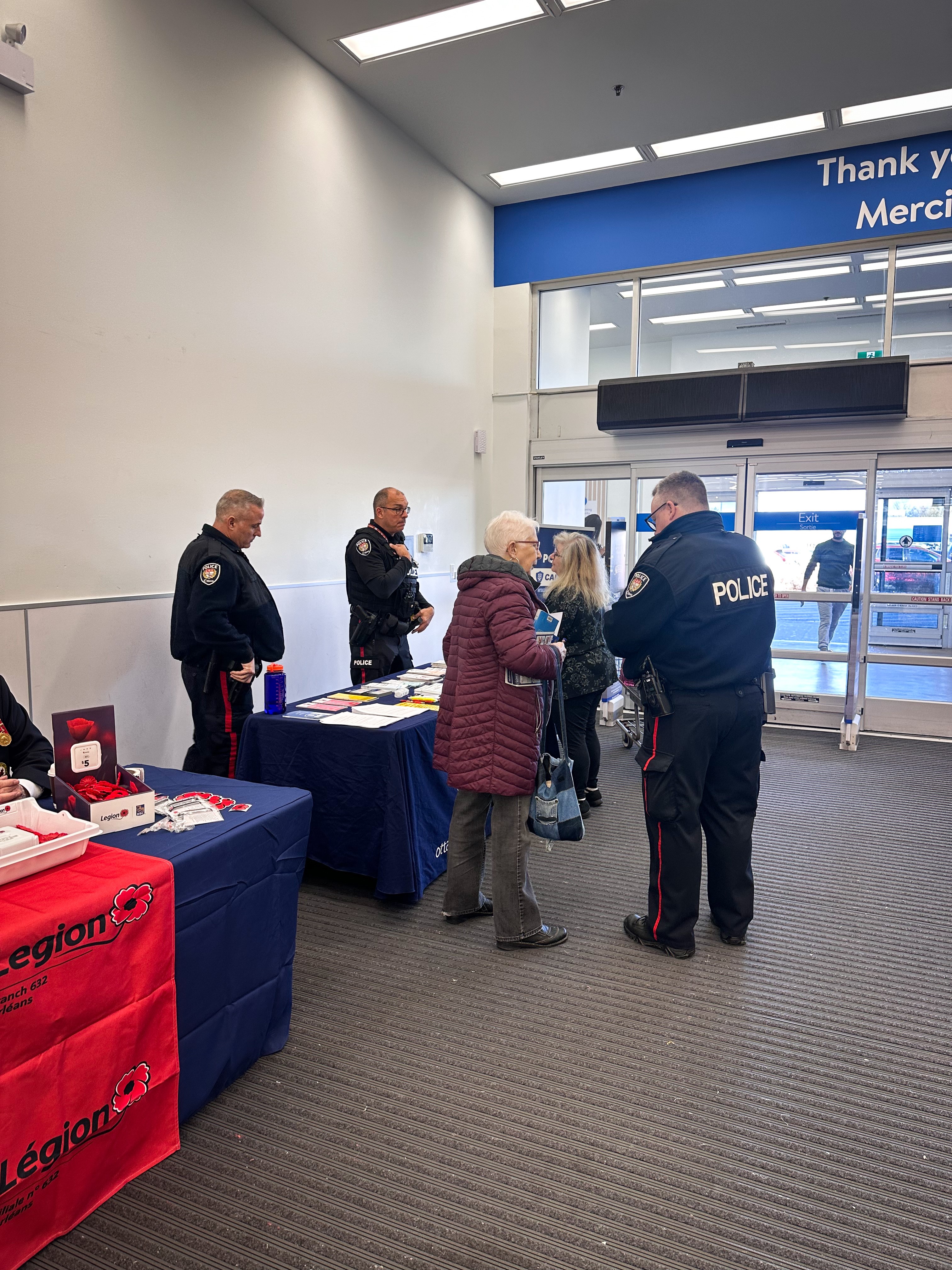 East District Officers Promote Crime Prevention During Crime Prevention Week