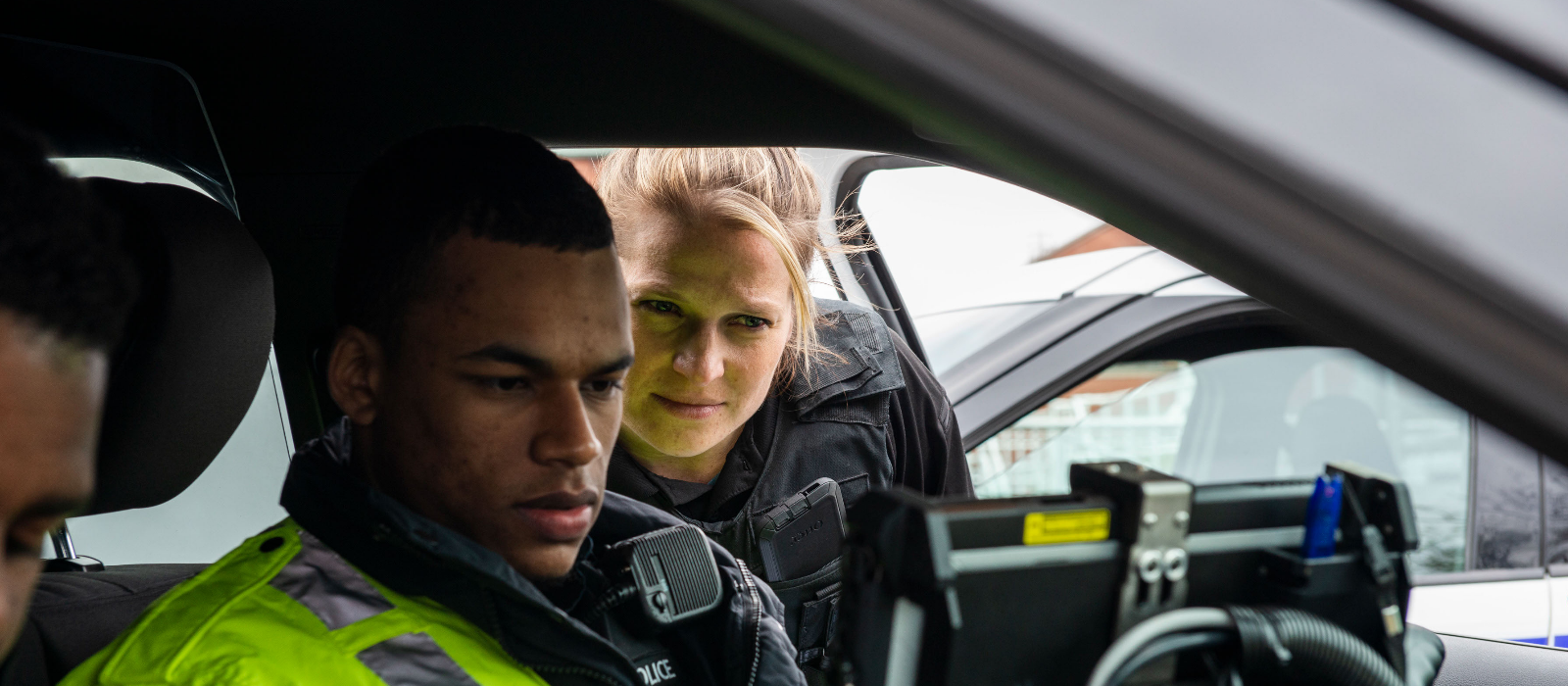 Image of Ottawa Police Service officers responding to a call for service