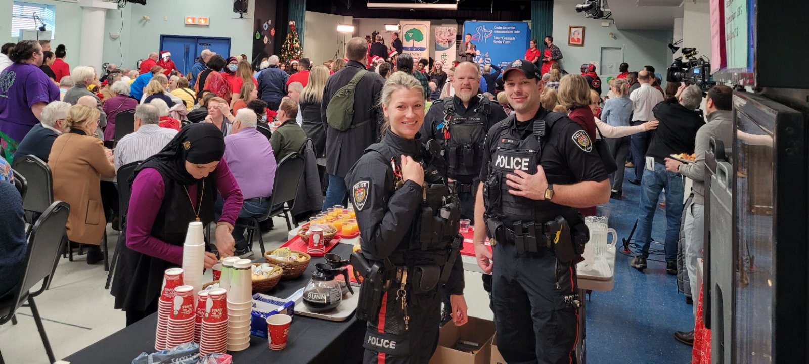 Neighbourhood Resources Officers meet with residents at an event