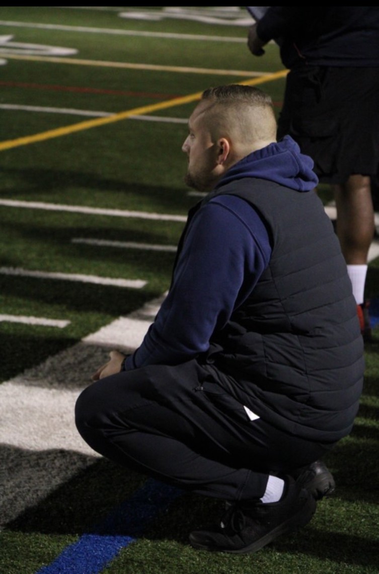 Cst. Lalonde coaching the North Gloucester Giants.
