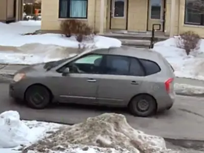 Robbery-vehicle-of-interest-crop.png