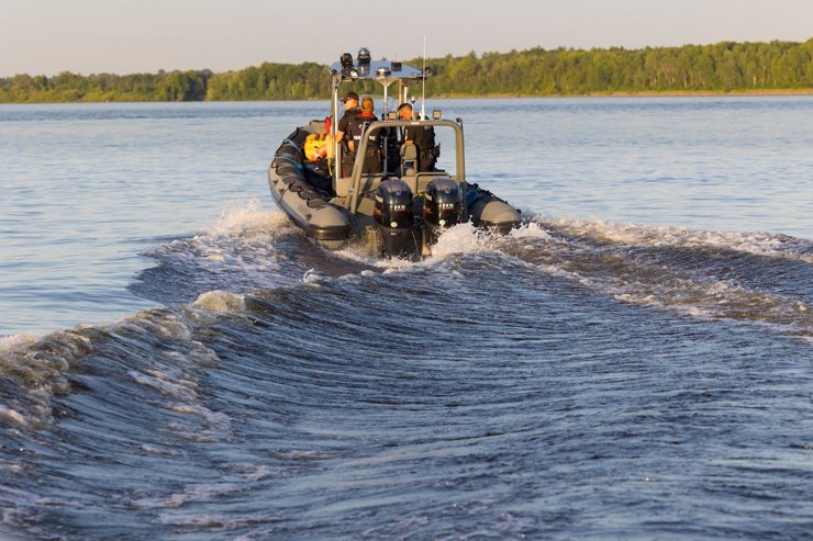 Police boat patrolling the Ottawa River